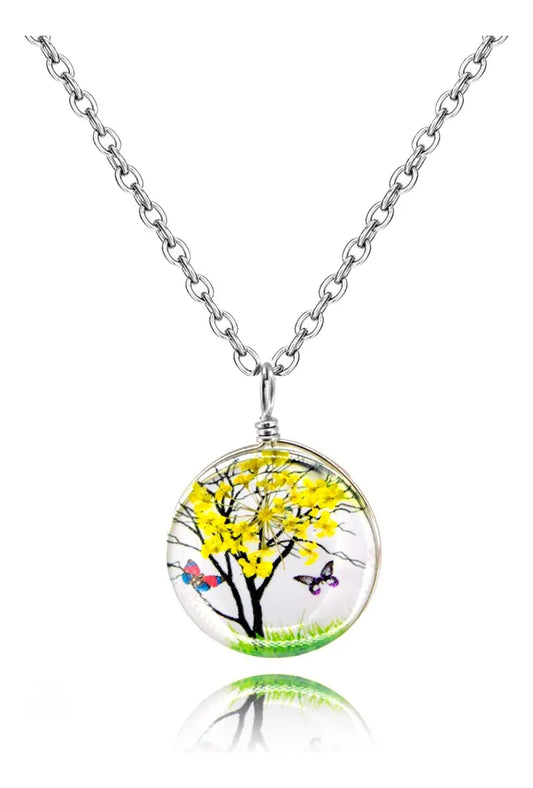 Cadena con dije de naturaleza encapsulada